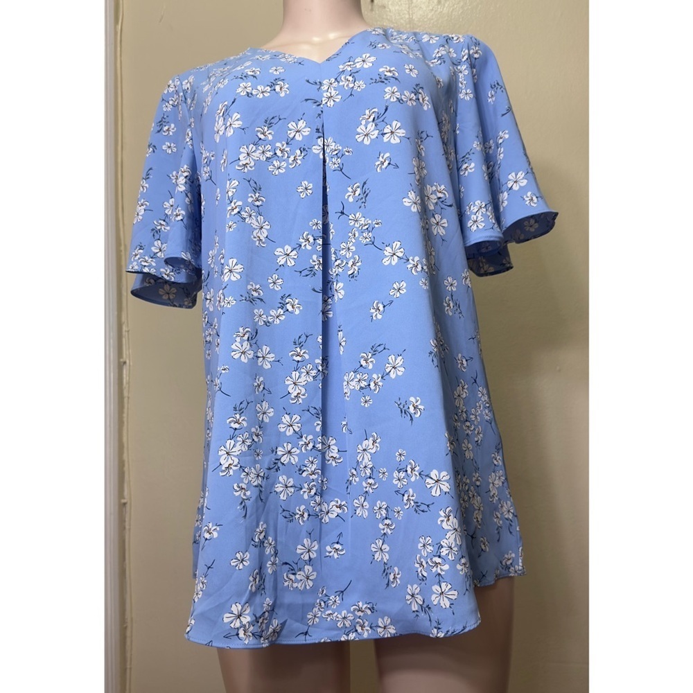 NWOT Anyally Floral Blue Women's Top - Picture 4 of 9
